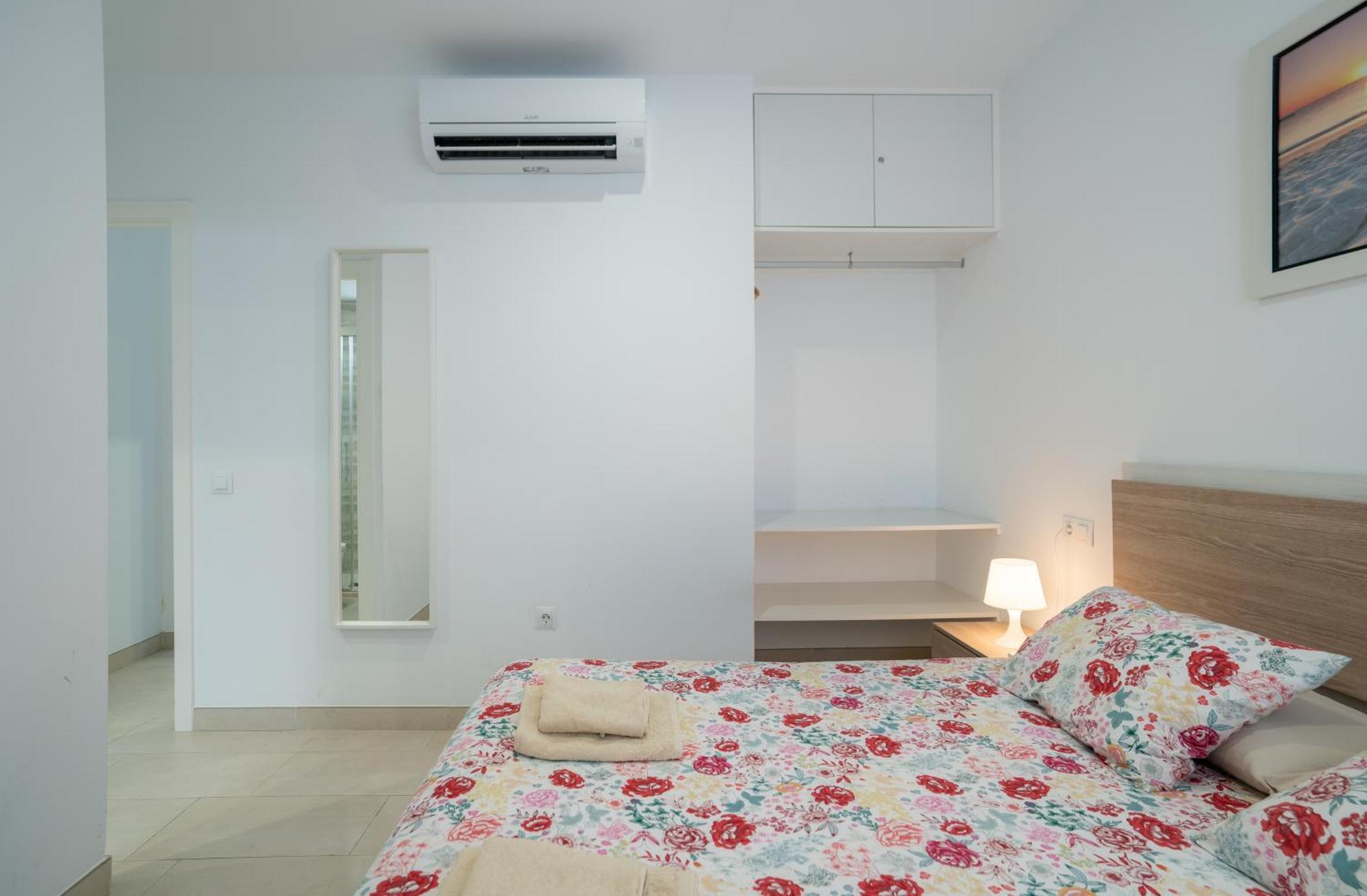 Mrv Apartamento Al Lado De La Playa Con Parking Benalmádena Eksteriør bilde