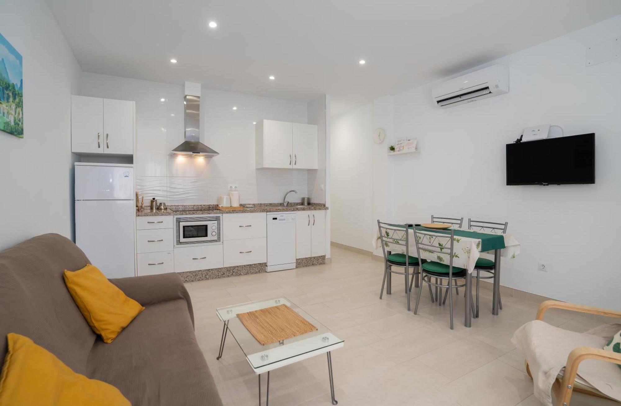 Mrv Apartamento Al Lado De La Playa Con Parking Benalmádena Eksteriør bilde